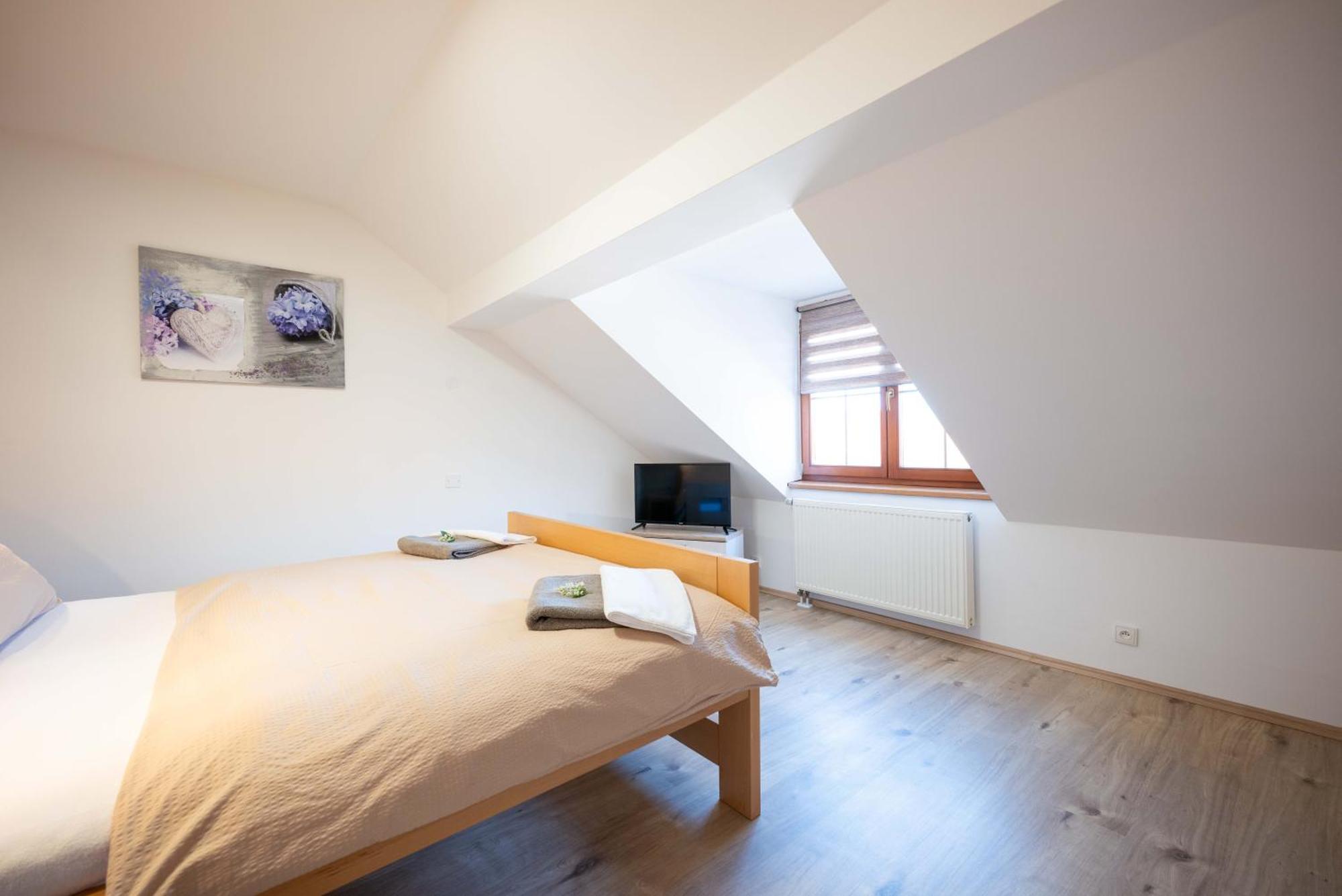 Papi Apartman Valtice Exterior foto