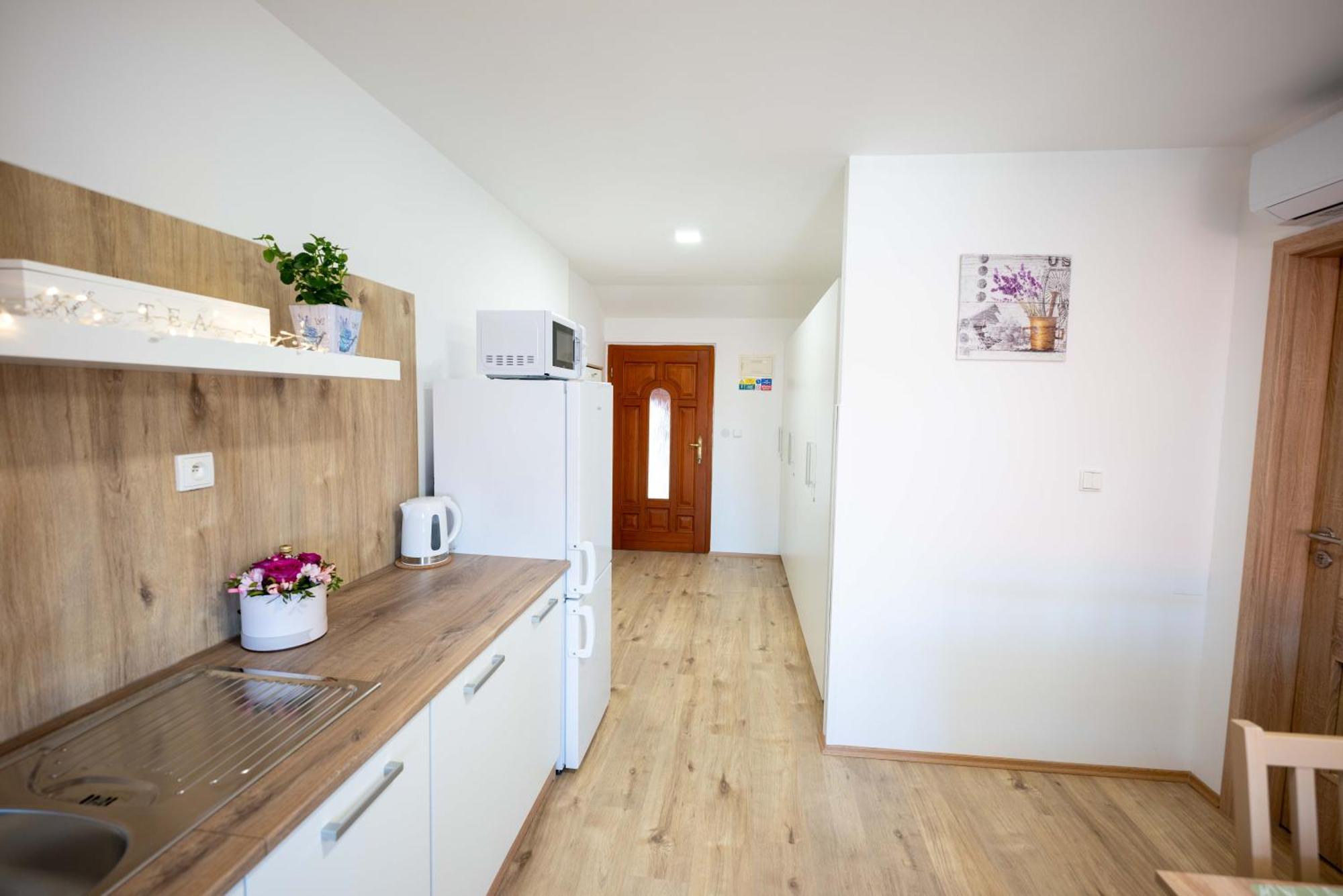 Papi Apartman Valtice Exterior foto